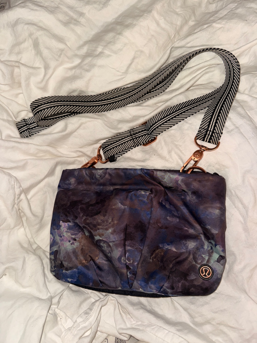 Lululemon Hip To Be Free Exploded Moody Mirage Earl Grey Alberta Lake w/ Flaws